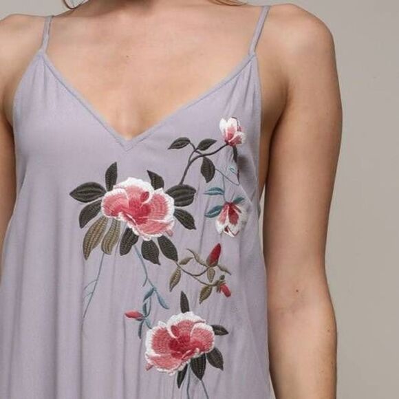 Mustard Seed Boho Floral Embroidered Dress with Fringe size M NWT - Picture 3 of 12